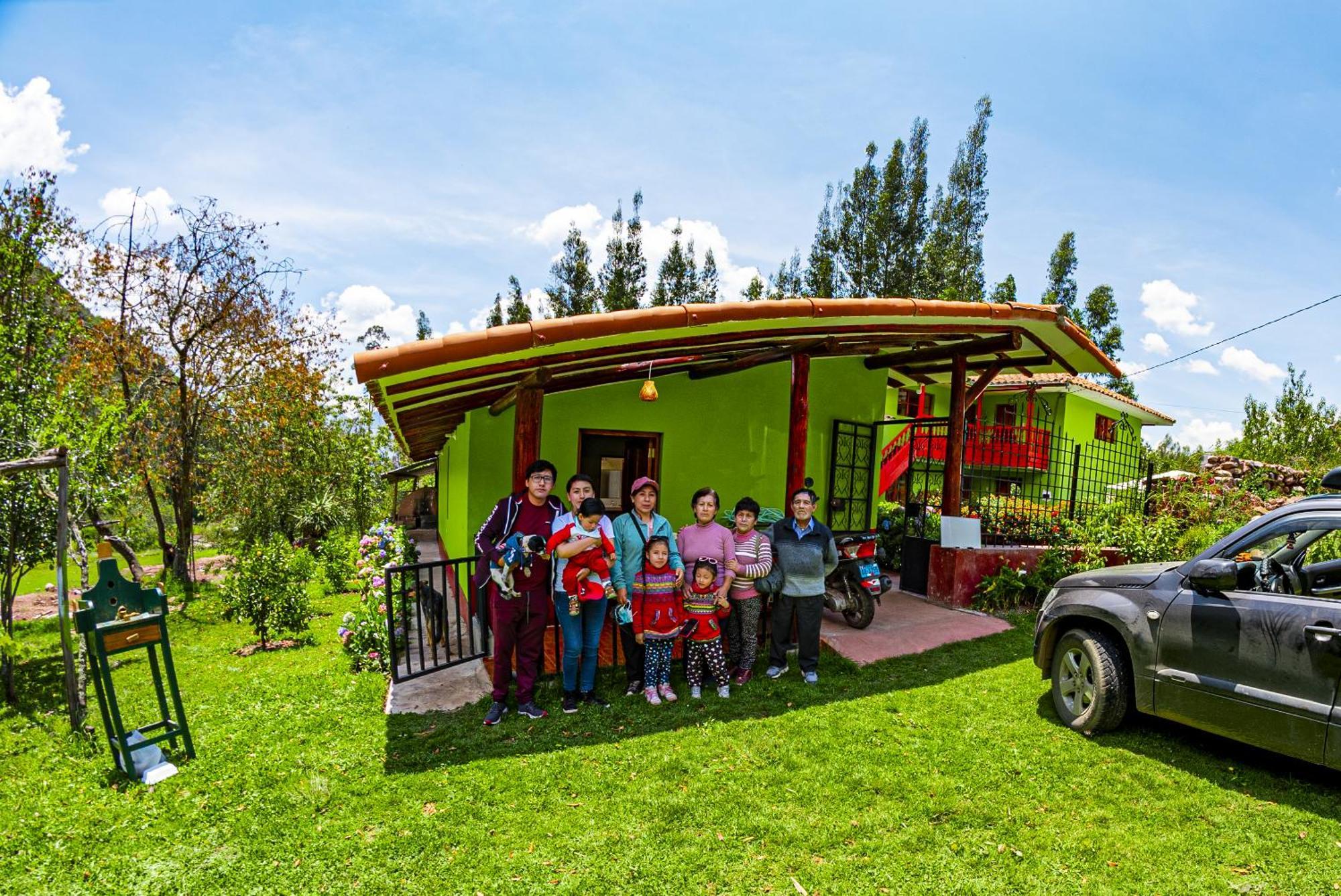 Happy Land Valle Sagrado Lodge